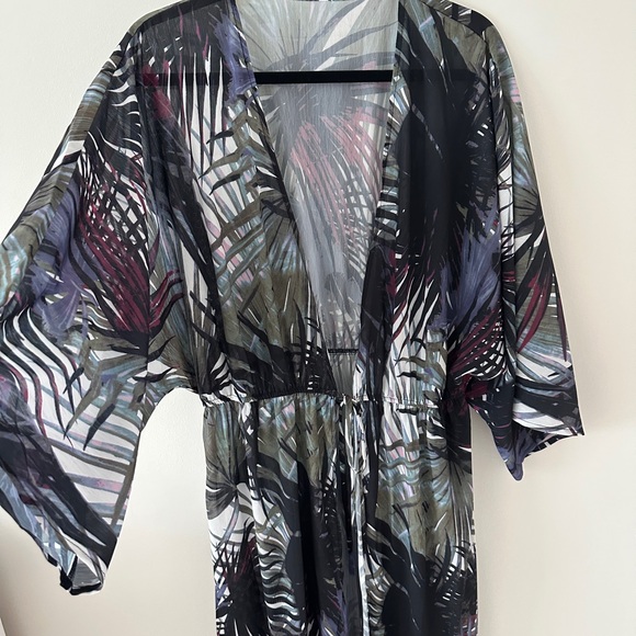 Elegant Black and Gray Women Swim Coverup - Picture 2 of 4